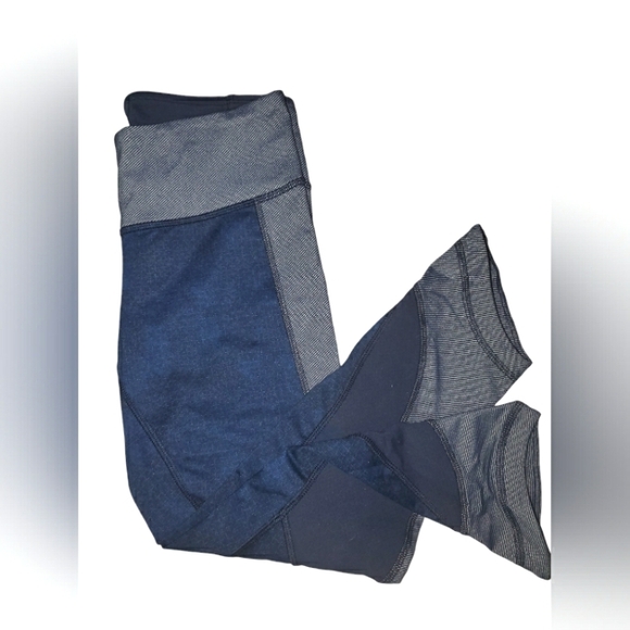 Lululemon Capri leggings - Picture 3 of 5